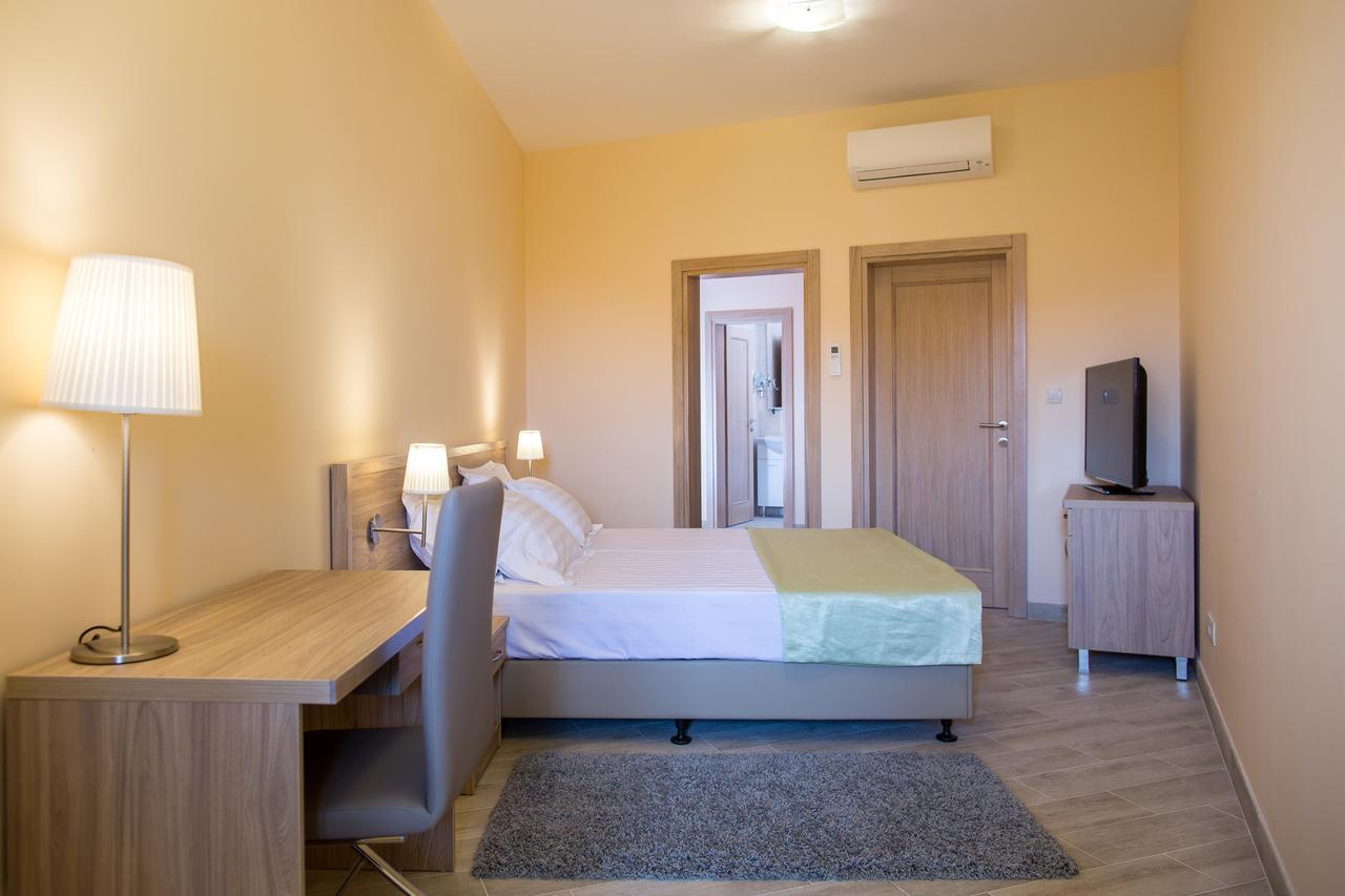 Aparthotel Belvedere Residence Becici Будва Номер фото